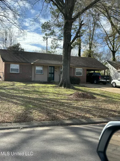 2117 Brookhaven Dr, Southaven, MS 38671