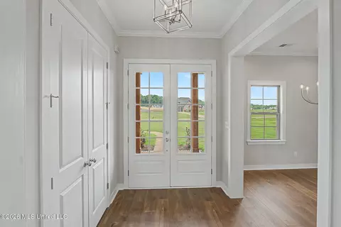 Entry Way - 2195 Breanna Ln, Hernando, MS 38632 photo 1 of 2