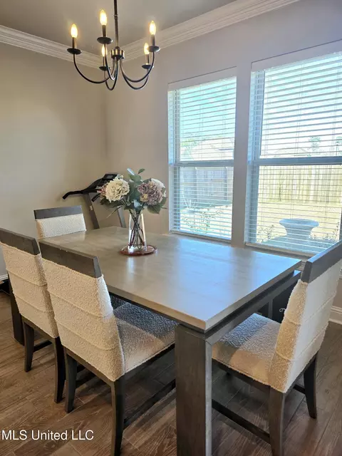 Dining - 9 Red Oak Dr, Long Beach, MS 39560 photo 1 of 2