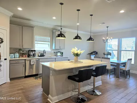 Kitchen - 9 Red Oak Dr, Long Beach, MS 39560 photo 1 of 3
