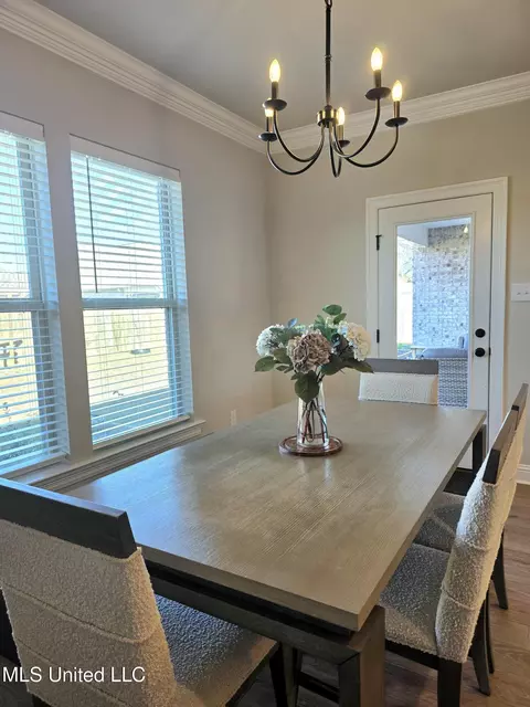 Dining - 9 Red Oak Dr, Long Beach, MS 39560 photo 2 of 2