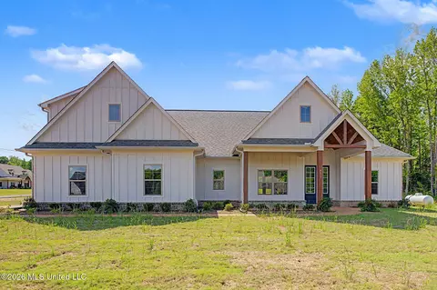 4677 Taylor Trl, Hernando, MS 38632