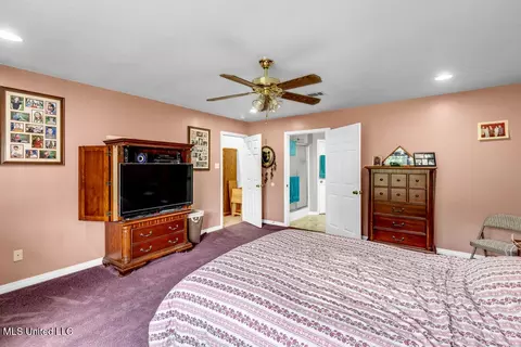 Bedroom - 163 E Inda Rd, Perkinston, MS 39573 photo 2 of 3