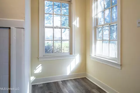 Entry Way - 535 Hartfield St, Jackson, MS 39216 photo 1 of 1