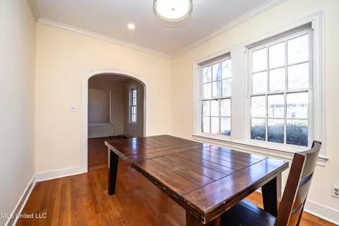 Dining - 535 Hartfield St, Jackson, MS 39216 photo 2 of 2