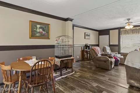 121 Fox Run Dr, Raymond, MS 39154 photo 7