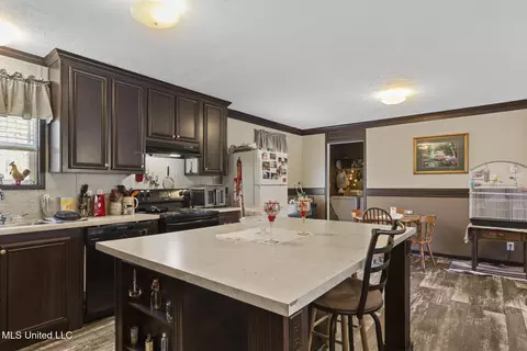 121 Fox Run Dr, Raymond, MS 39154 photo 8