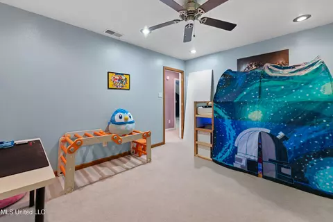 Bedroom - 190 S Getwell Rd, Hernando, MS 38632 photo 2 of 3