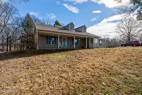 Exterior - 190 S Getwell Rd, Hernando, MS 38632 photo 1 of 10