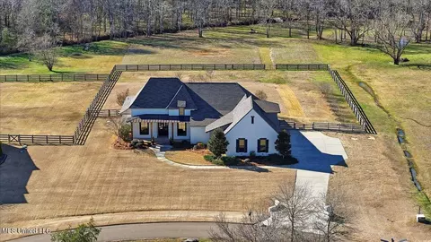 127 Crossview Pl, Brandon, MS 39047