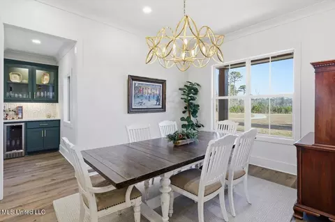 Dining - 175 Woods Rd, Madison, MS 39110 photo 1 of 2