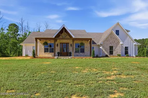175 Woods Rd, Madison, MS 39110