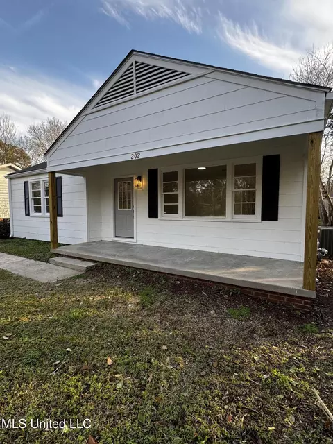 202 Winchester Rd, Natchez, MS 39120 photo 2