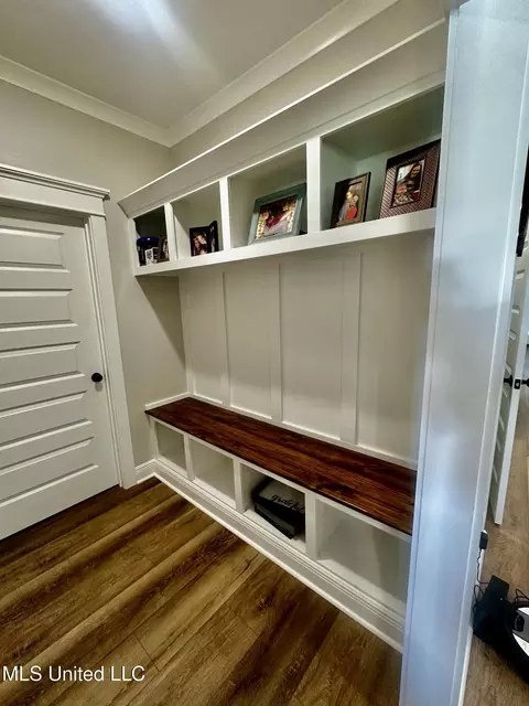 Entry Way - 118 Trevor Ln, Lucedale, MS 39452 photo 1 of 3