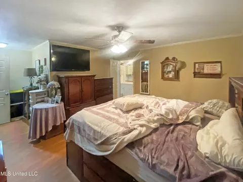 Bedroom - 104 City Limits Rd, Brandon, MS 39042 photo 1 of 4