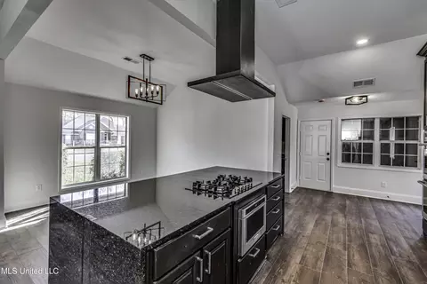Kitchen - 101 Hayfield Pl, Madison, MS 39110 photo 7 of 8