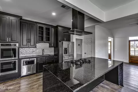 Kitchen - 101 Hayfield Pl, Madison, MS 39110 photo 3 of 8