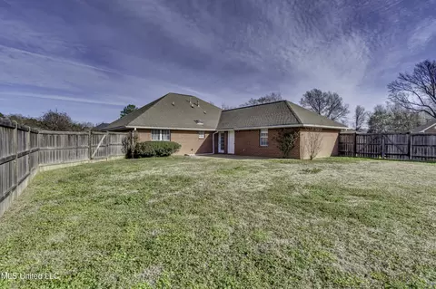 Exterior - 101 Hayfield Pl, Madison, MS 39110 photo 11 of 13