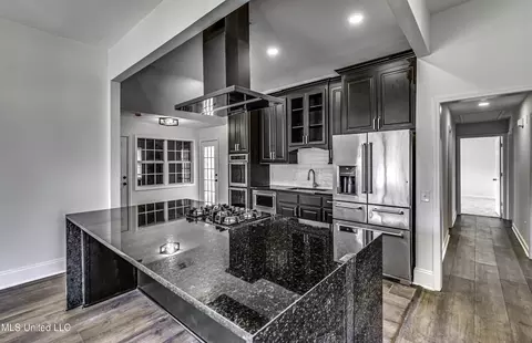 Kitchen - 101 Hayfield Pl, Madison, MS 39110 photo 5 of 8