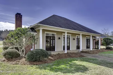 Exterior - 101 Hayfield Pl, Madison, MS 39110 photo 3 of 13