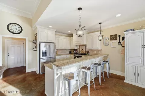 Kitchen - 404 Winterfield Way, Brandon, MS 39042 photo 1 of 3