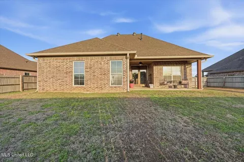 Exterior - 404 Winterfield Way, Brandon, MS 39042 photo 5 of 6