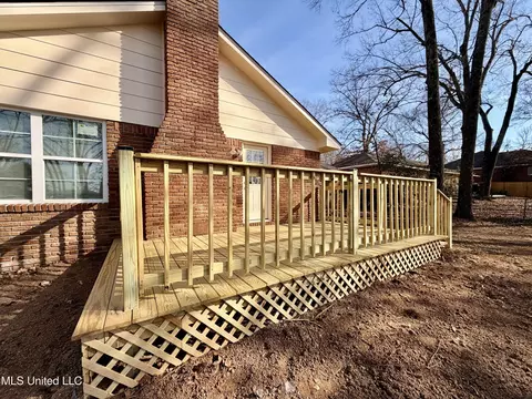 Exterior - 1406 Post Rd, Clinton, MS 39056 photo 3 of 10
