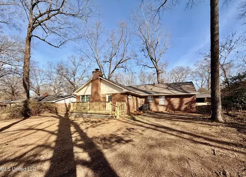 Exterior - 1406 Post Rd, Clinton, MS 39056 photo 6 of 10