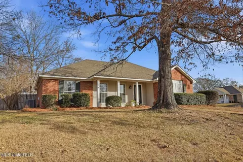 Other - 300 White Oak Dr, Brandon, MS 39047 photo 1 of 8