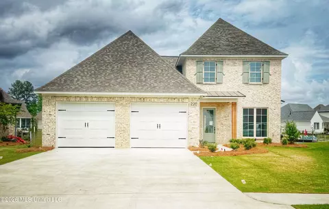 220 Herons Bay Cir, Madison, MS 39110