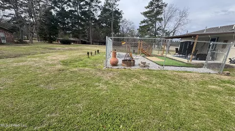 Exterior - 415 Townsend Rd, Forest, MS 39074 photo 1 of 2