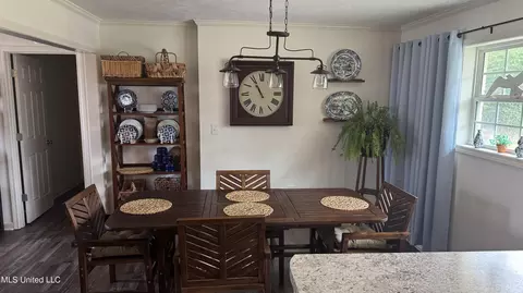 Dining - 415 Townsend Rd, Forest, MS 39074 photo 2 of 2