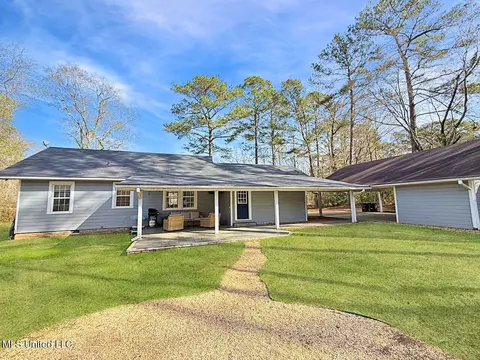 Exterior - 1053 Johnston Station Rd, Summit, MS 39666 photo 5 of 9