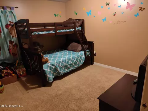 Bedroom - 4790 Old Poplar Rd, Jackson, MS 39212 photo 2 of 2