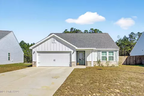14134 Debra Barbee Ct, Gulfport, MS 39501