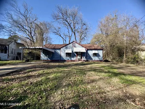 4209 Oakmont Dr, Jackson, MS 39209