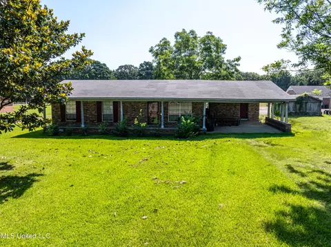 713 West St, Coldwater, MS 38618