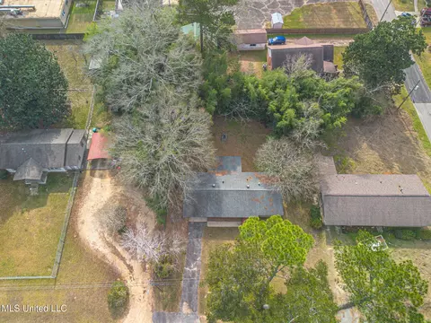 View/Area - 614 W Second Ave, Wiggins, MS 39577 photo 1 of 1