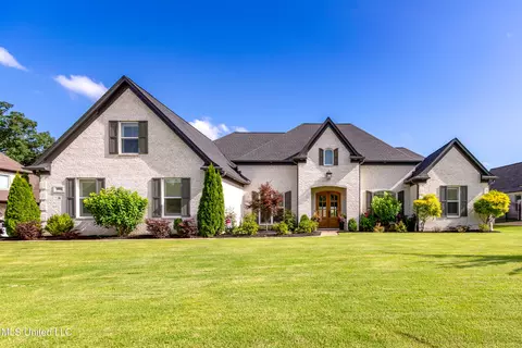 8209 Waterfall Way, Olive Branch, MS 38654