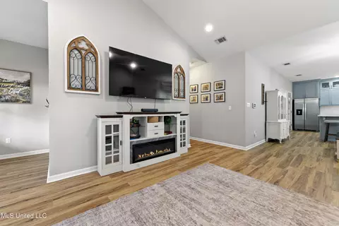 Entry Way - 116 H M Blair Ln, Lucedale, MS 39452 photo 1 of 2