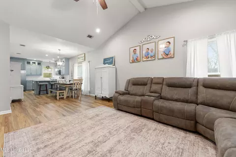 Entry Way - 116 H M Blair Ln, Lucedale, MS 39452 photo 2 of 2