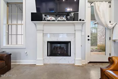 Entry Way - 144 Porter Ridge Dr, Canton, MS 39046 photo 2 of 4