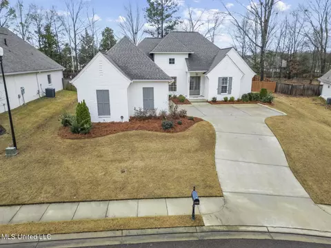 123 Paylors Way, Madison, MS 39110