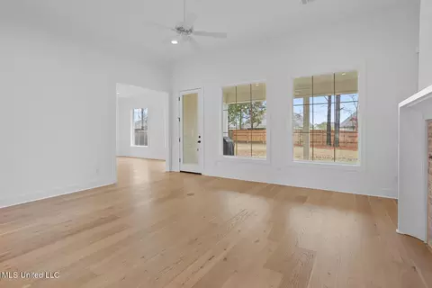 Living - 123 Paylors Way, Madison, MS 39110 photo 2 of 5