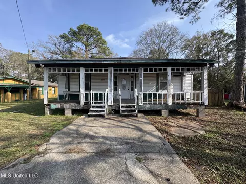 4802 Tanner St, Moss Point, MS 39563 photo 1
