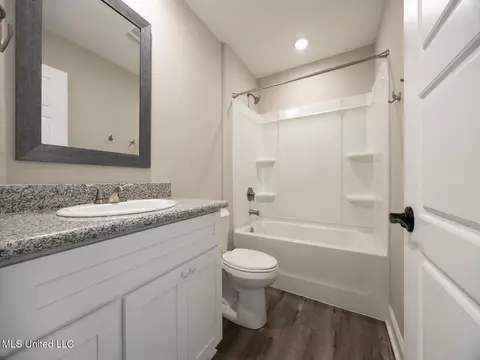 Bath - 7989 Buttonbush Rd, Biloxi, MS 39532 photo 3 of 3