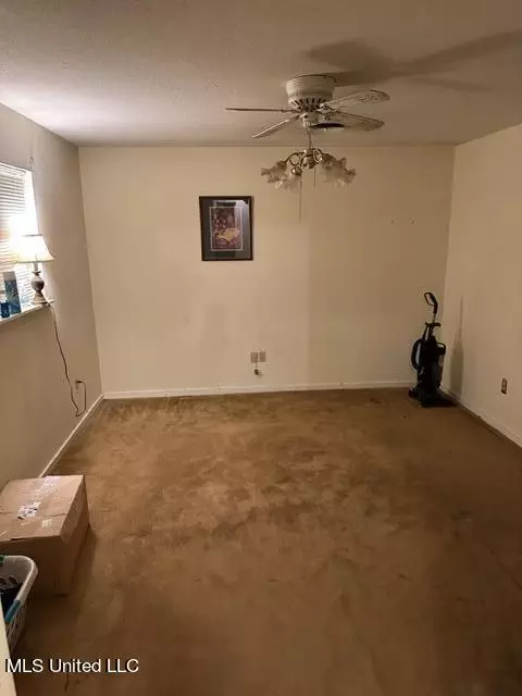 2952 Longwood Dr, Jackson, MS 39212 photo 9