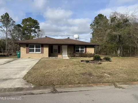 2513 Knox St, Gulfport, MS 39503
