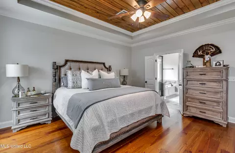 Bedroom - 205 E Toulon St, Brandon, MS 39042 photo 4 of 9