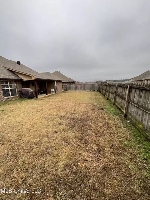 Exterior - 135 Palin Dr, Madison, MS 39110 photo 5 of 8
